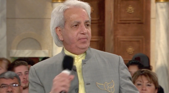 Benny Hinn Just Denounced the “Health and Wealth” Gospel—but Why?